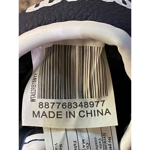 Wilson MLB New York Yankees T-Ball Glove NEW - Picture 14 of 14